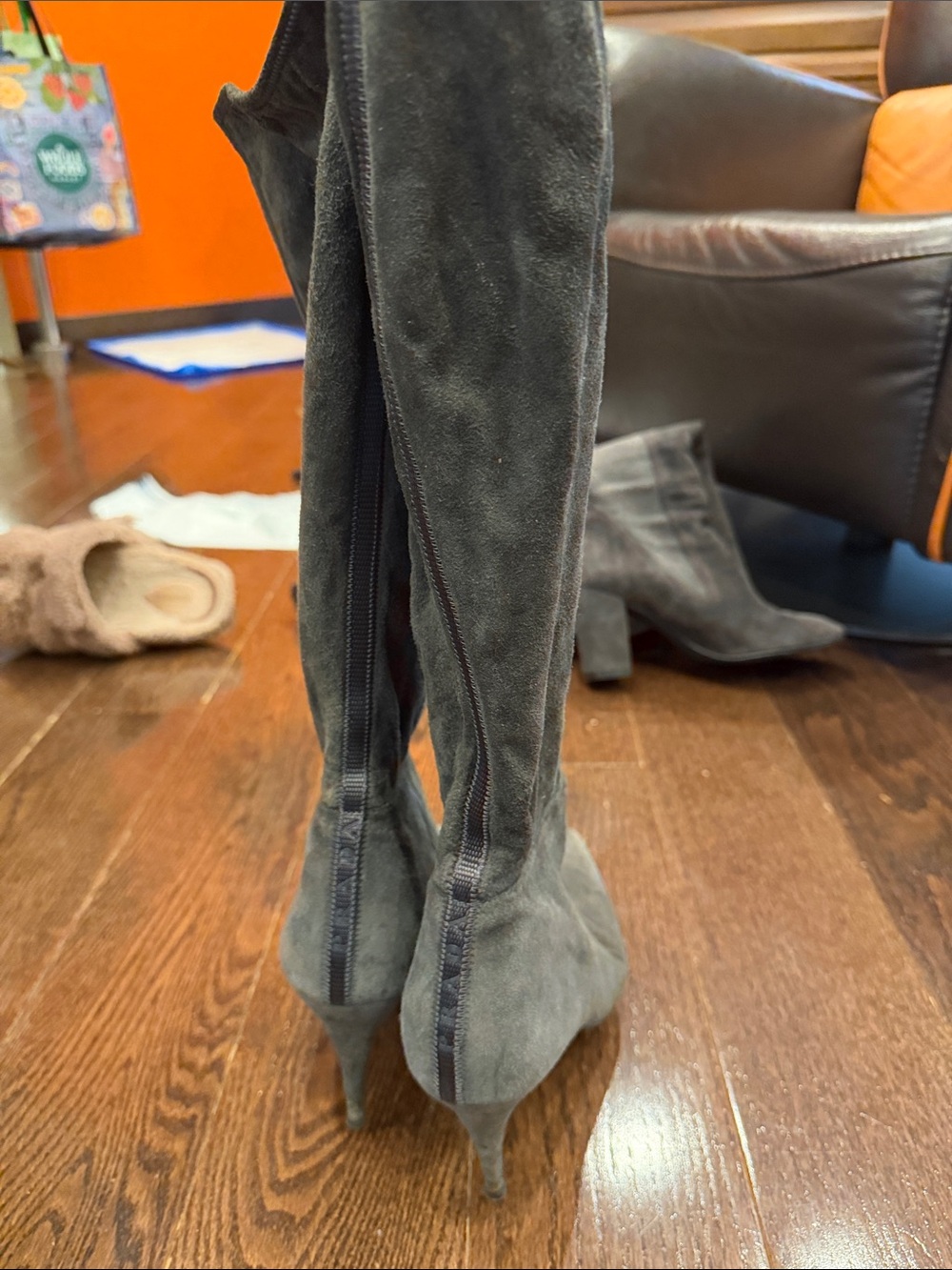 Prada Gray Suede Knee-High Pointed-Toe Stiletto Boots - Picture 4 of 5